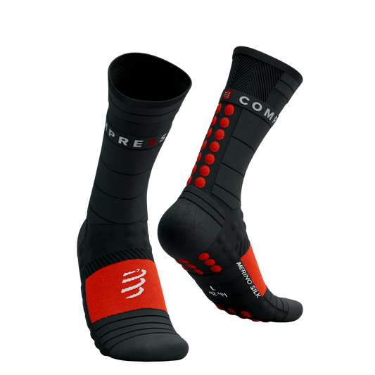 Compressport Pro Racing Socks Winter Run - Black/Red